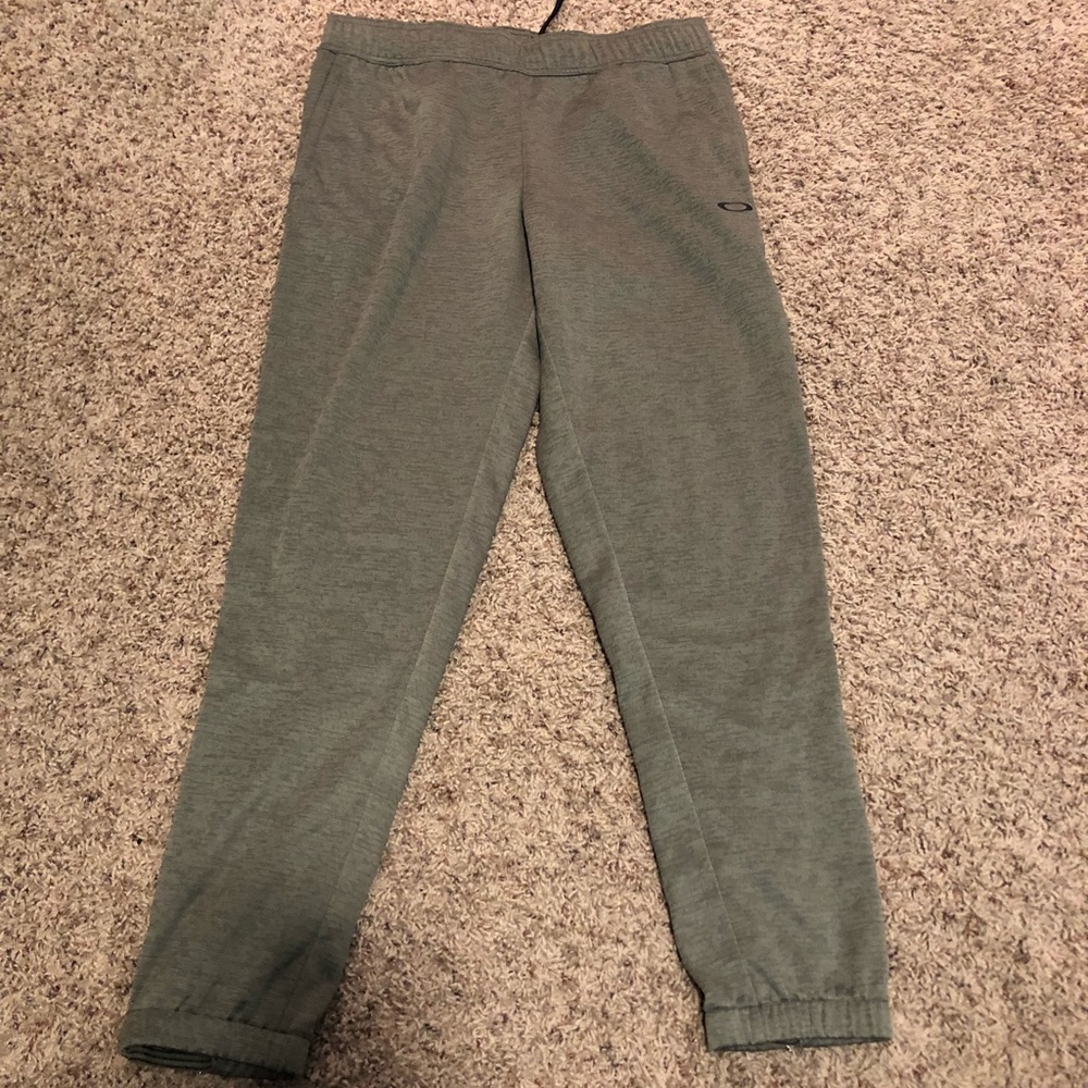 Oakley Joggers